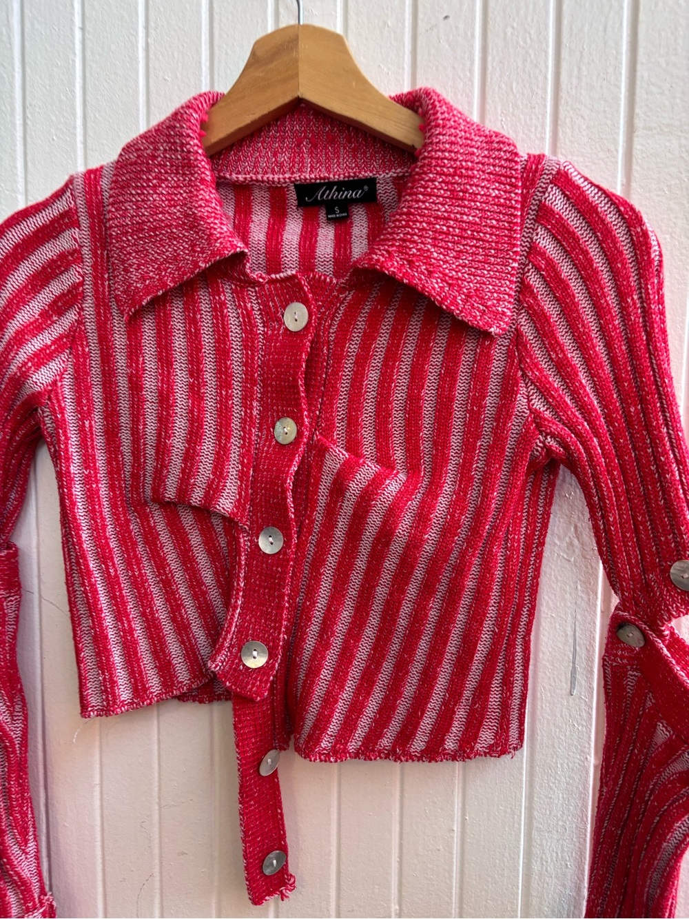 Athina Pink Ribbed Button-Front Crop Top - Picture 3 of 6